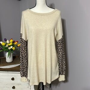 Lavish L Top with Leopard Animal Print Long Sleeves
